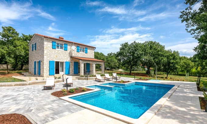 Funtana Villa | Villa Irena Funtana in a quiet location, with pool close to Zelena Laguna Resort