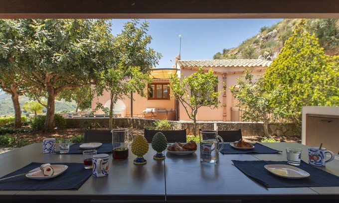 Scopello Villa | Villa en Castellammare Del Golfo con 3 habitaciones, capacidad 8