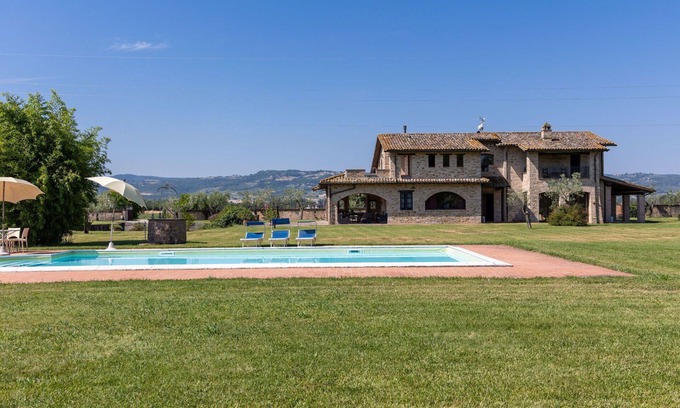 Tordandrea Villa | Villa en Santa Maria Degli Angeli con 3 habitaciones, capacidad 9