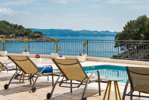 Cove Osibova (Milna) Casa | Villa Iva Osibova