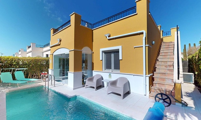 Torre-Pacheco Villa | Villa Jacaranda MGW- An MHR Property