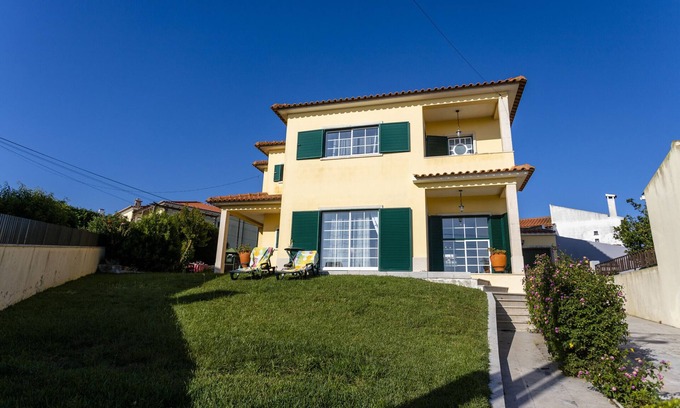 Ericeira Casa | Villa Janota by ACasaDasCasas