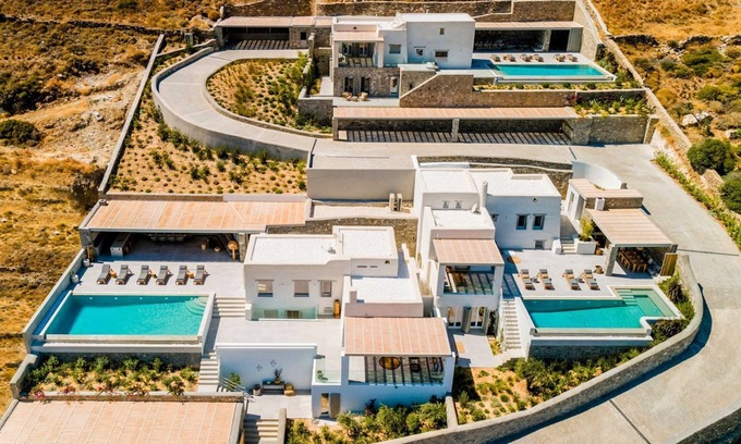 Paros Villa | Villa Jean - Nueve Habitaciones Villa, Capacidad 18