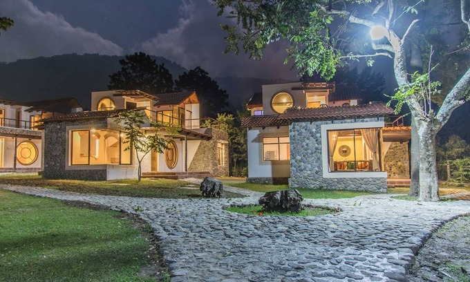 Panajachel Villa | VILLA JUCANYA 4, 100% SANITIZED