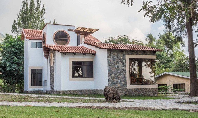 Panajachel Villa | VILLA JUCANYA 5, 100% SANITIZED