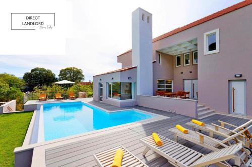 Tucepi Villa | Villa Jure with heated pool, great garden, quiet location