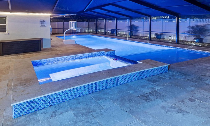 South Pinellas Community Council Cabaña | Villa Kailāsa-Pool, 6 min drive to the Beach!