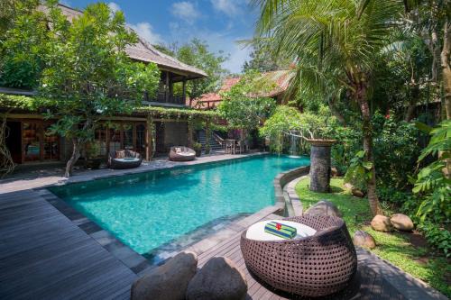 Bukit Villa | Villa Kapungkur