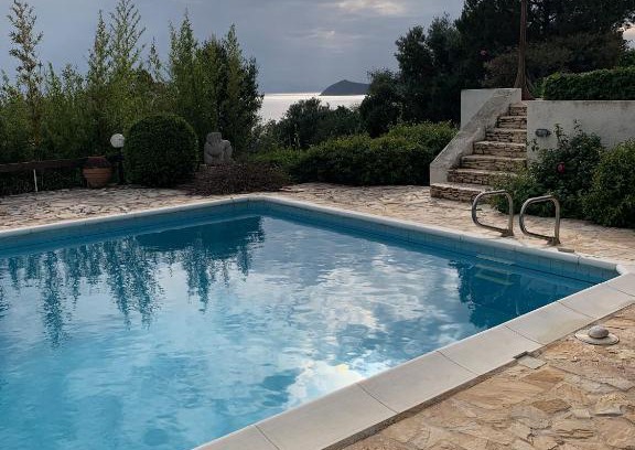 Marathon Villa | Villa KATHERINA G