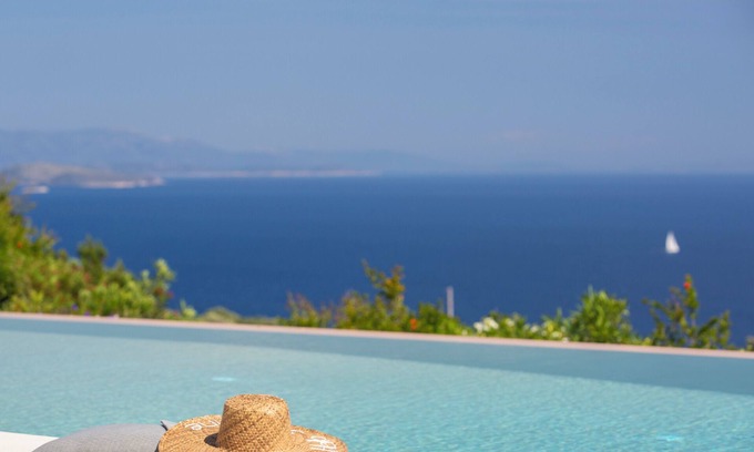 Sivota Villa | Villa Koumaria, un peque�������o rincón del paraíso con vistas al mar J�����nico