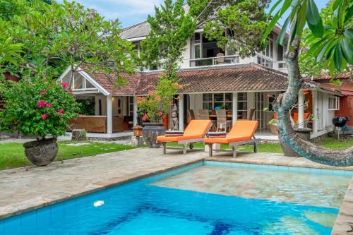 Legian Villa | Villa Kubuku Double 6 Seminyak