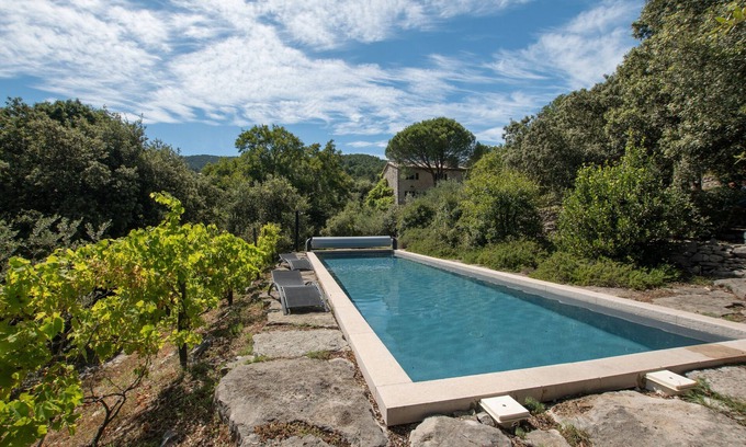 Les Vans Villa | Villa 'L'Elzède 4 people' with mountain view, private pool and Wi-Fi