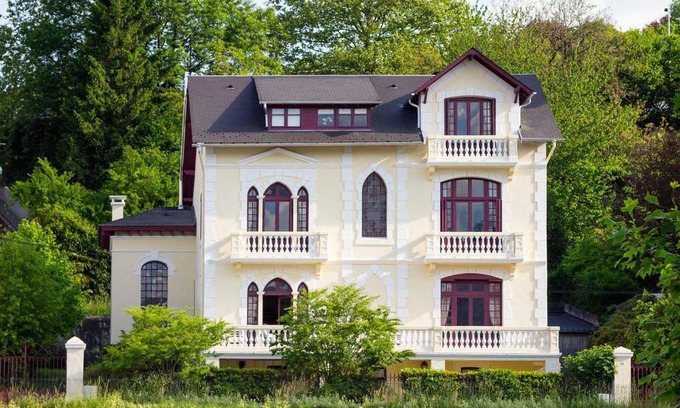 Lourdes Cama Y Desayuno | Villa l'Orante