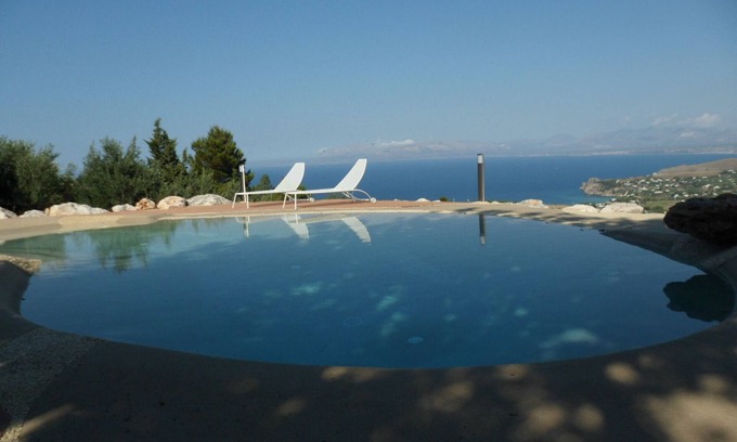 Scopello Villa | Villa "La Bellevue", piscina natural bio y fantástica vista al mar!