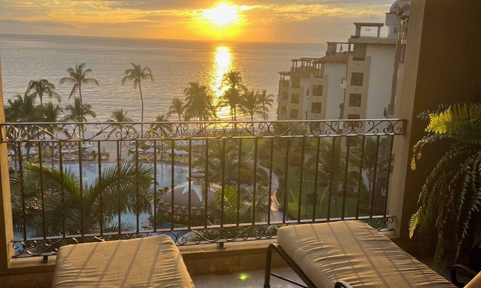 Flamingos Condominio | Villa La Estancia - 5-Star Luxury Resort - 7th Floor Villa with Incredible View