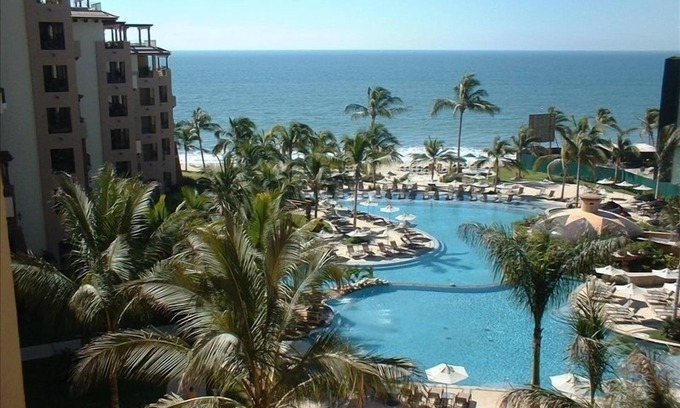 Flamingos Condominio | Villa La Estancia - Puerto Vallarta- 1 o 2 HAB.
