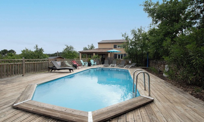 Payzac Villa | Villa 'La Fenière' con piscina compartida, Wi-Fi y aire acondicionado