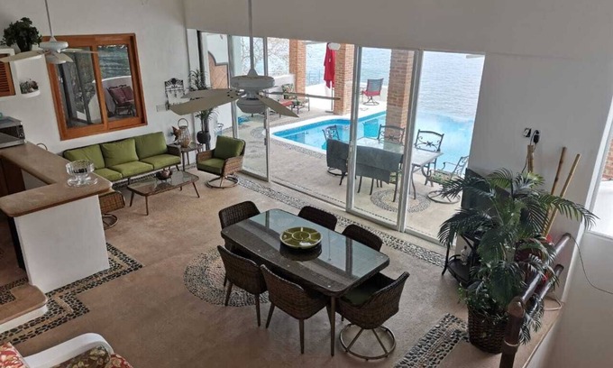Boca de Tomatlan Casa | Villa la lancha a pie de playa