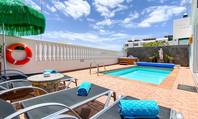Puerto del Carmen Villa | La villa de Connoisseur La Lavande es una villa muy especial, diseñado para la privacidad