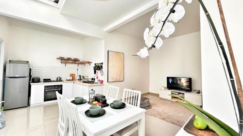 Parongpong Casa | Villa LA Lembang Retreat - Bed & Breakfast