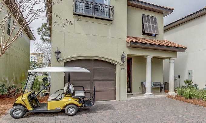 Villa Lago Casa | Hermosa Villa Lago House con un CARRO DE GOLF y WiFi gratis! Para toda la familia!
