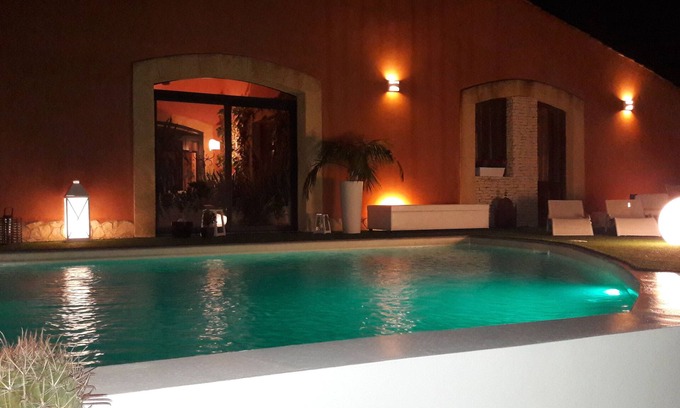 Alcamo Villa | Villa lánguidamente flotando en las laderas del monte de Bonifacio