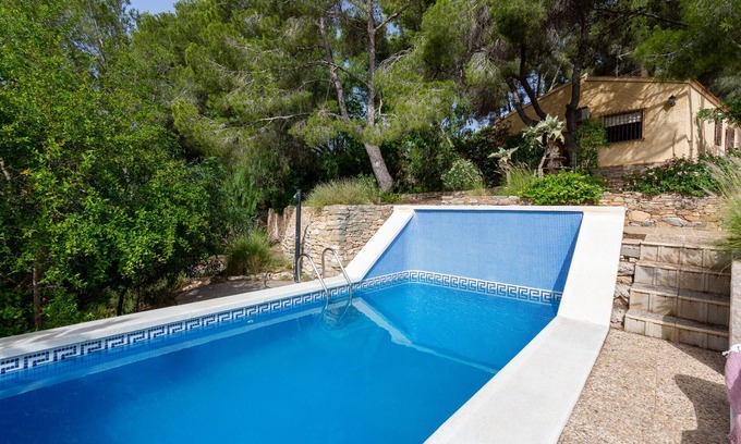 Pinar de Campoverde Villa | Villa 'Las Pedrizas' con vistas a la montaña, piscina privada y Wi-Fi