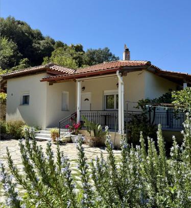 Fanari Casa | Villa Lazaros