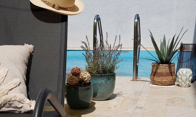 Vinodolska opcina Casa | Villa Leca, Großzügiges Ferienhaus mit Beheizbarem Privatpool und Sauna