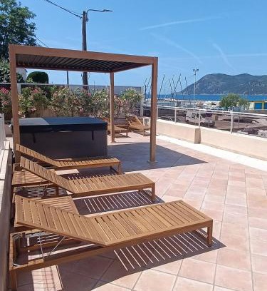 Les Sablettes Villa | Villa Les Deux Sœurs Bord de mer et Jacuzzi