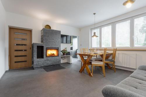 Lhota Casa | Villa Lhota