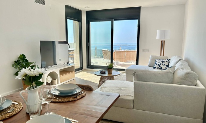 Cunit Villa | Villa Liria Mediterranean charm swimming pool and spectacular views