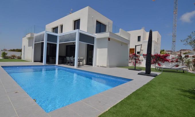 San Fulgencio Villa | Villa moderna con piscina privada