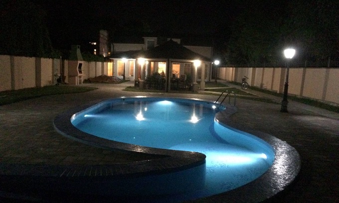 Novi Sad Casa | Villa Luca, casa muy confortable con piscina