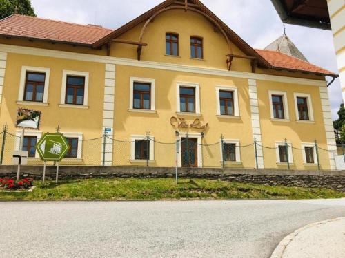 Monichkirchen Apartamento | Villa Luef