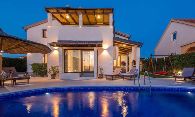 Pakostane Villa | Villa M&M
