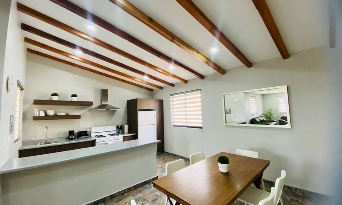 San Antonio de las Minas Cabina | VILLA MACRINA CASAS EN EL VALLE DE GUADALUPE
