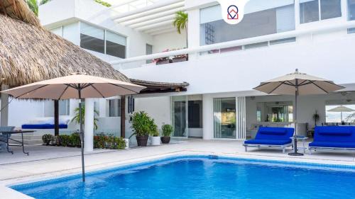 Unta Bruja Villa | Villa Majum Ocean View Acapulco 5 Bedrooms