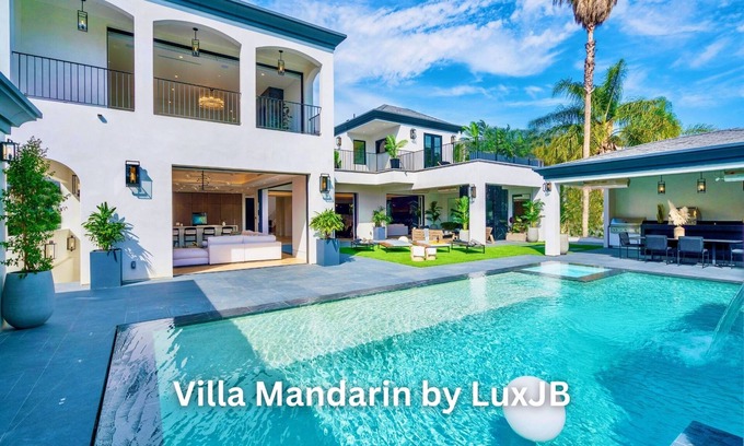 The Flats Villa | Villa Mandarin by LuxJB 🏆 7 BDR Beverly Hills Flats Mansion 🏆 Cinema Gym & Maid