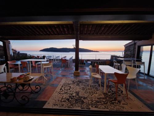 Ile du Levant Cama Y Desayuno | VILLA MANDRAGORE Ile du Levant