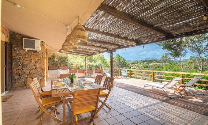 Capo d'Orso Villa | Villa 'Mannu' con terraza privada y aire acondicionado