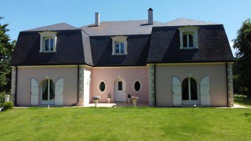 Ver-sur-Launette Casa | Villa MANSART