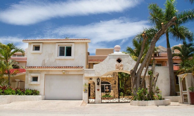 Puerto Aventuras Villa | VILLA MARAVILLA ¡CASA DE LUJO!