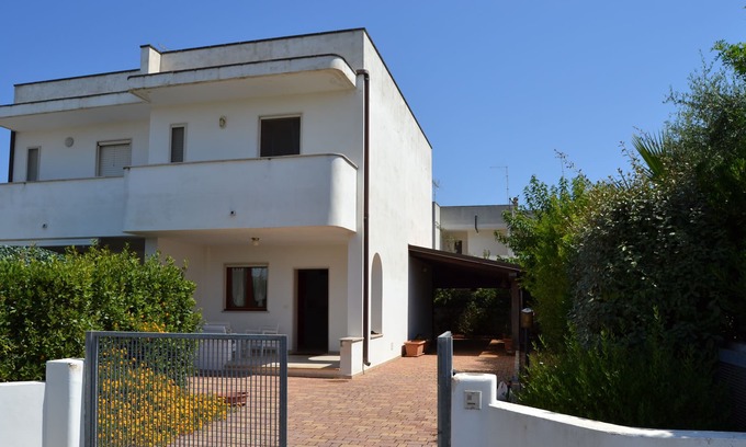 Torre Santa Sabina Villa | VILLA MARE "AGRIPPINA"