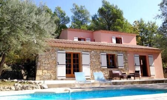Callas Villa | Bastide de piedra, piscina privada, tranquila, vista, cerca del pueblo, VIDEO, OFERTAS!