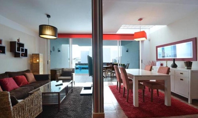Playa Blanca Villa | Villa Mariña piscina climatizada opcional y 2 bicis gratuitas