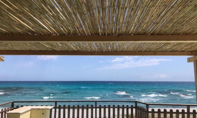 Cala Liberotto Villa | Villa 'Maria' con vistas al mar, terraza privada y Wi-Fi