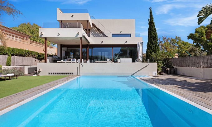 Palma de Mallorca Villa | Villa Marina Cristal - minimalist and stylish villa. Optional heated pool