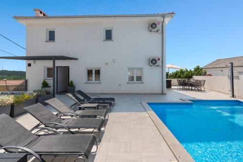 Donji Zagon Villa | Villa Marko by aneo travel