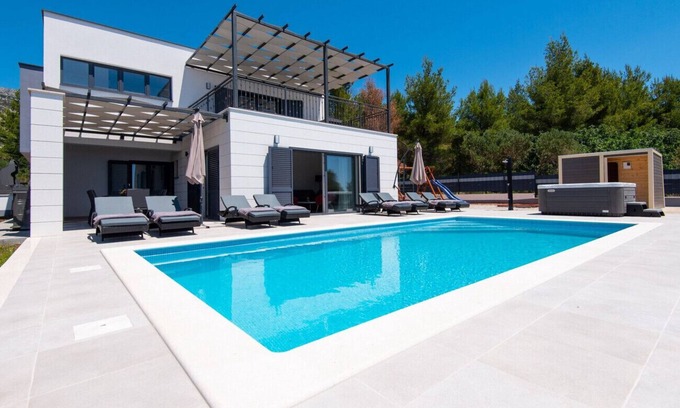 Stankovici Villa | Villa Maslina - For bedroom villa with outdoor pool